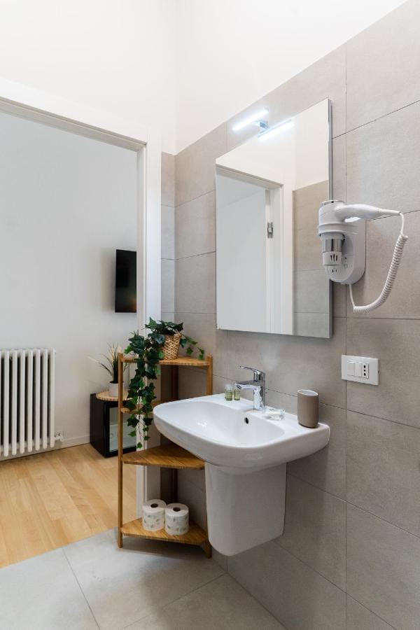 Отель Residenza Leoncino Верона Экстерьер фото